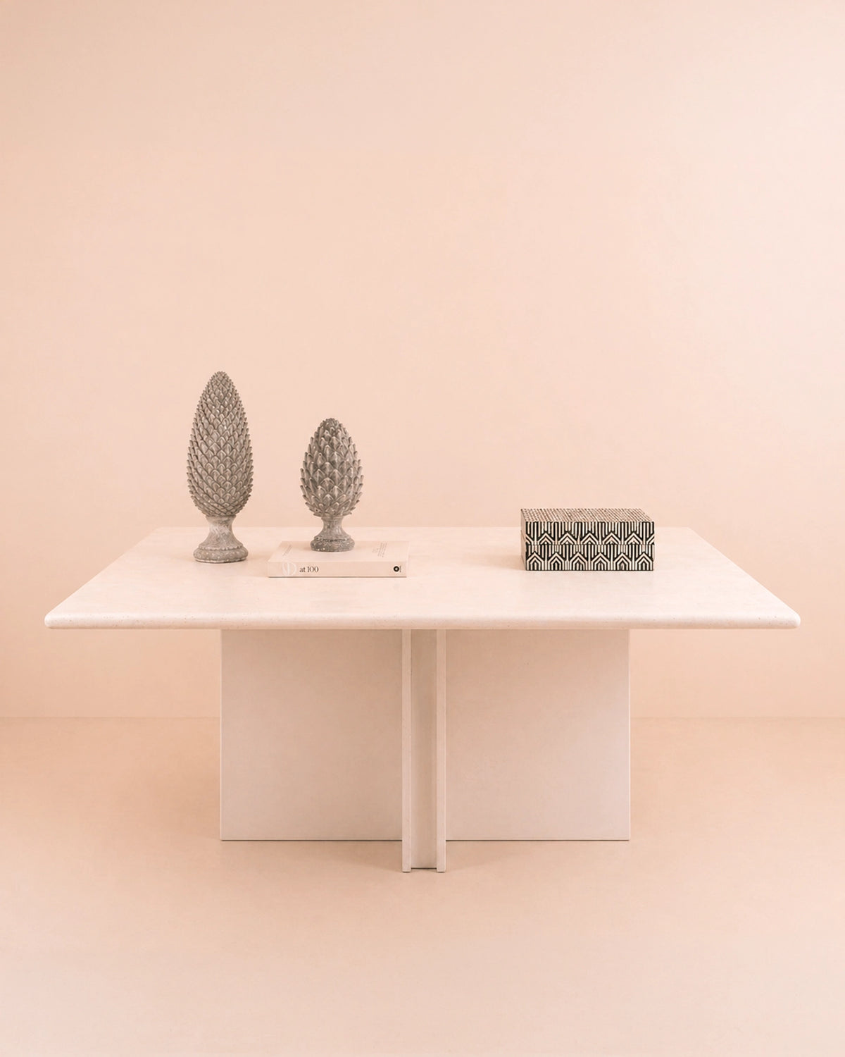 Mesa de comedor Cruz White (microcemento)