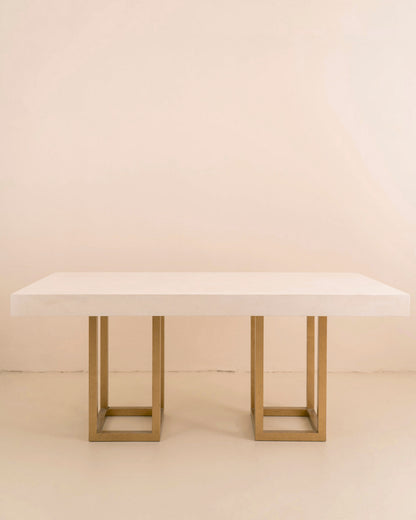 Mesa comedor Cubos Dorado