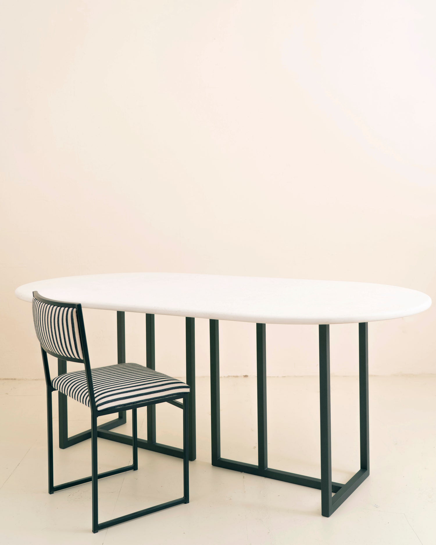 Mesa de comedor Cruces
