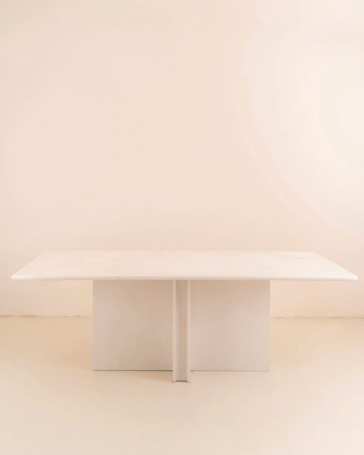 Mesa de comedor Cruz White (microcemento)