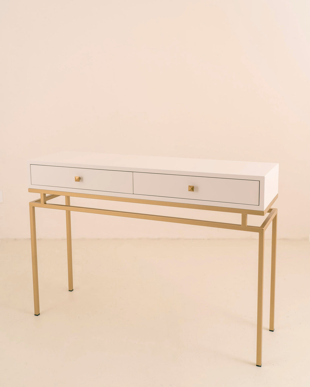 Consola Alzada