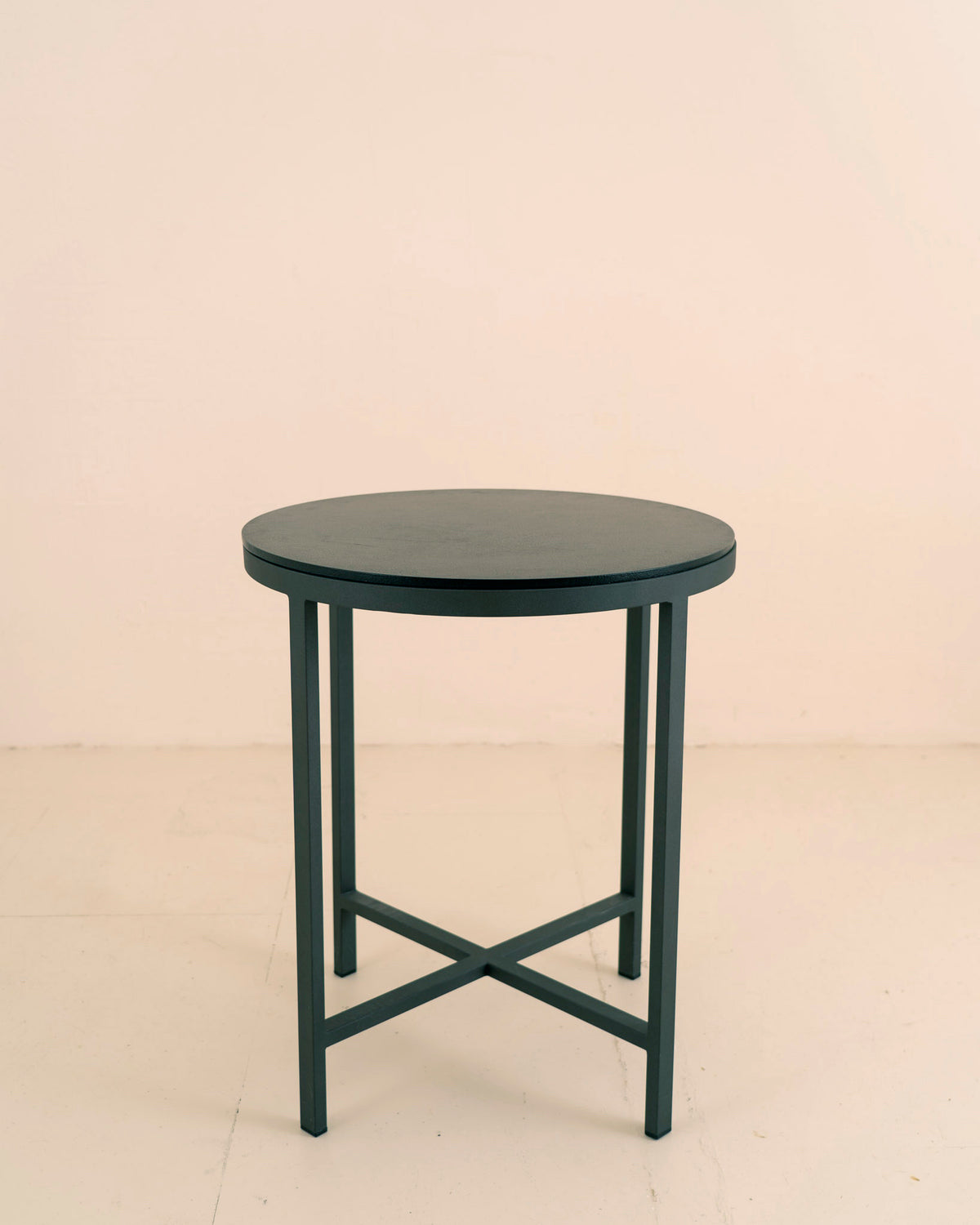 Mesa auxiliar Black