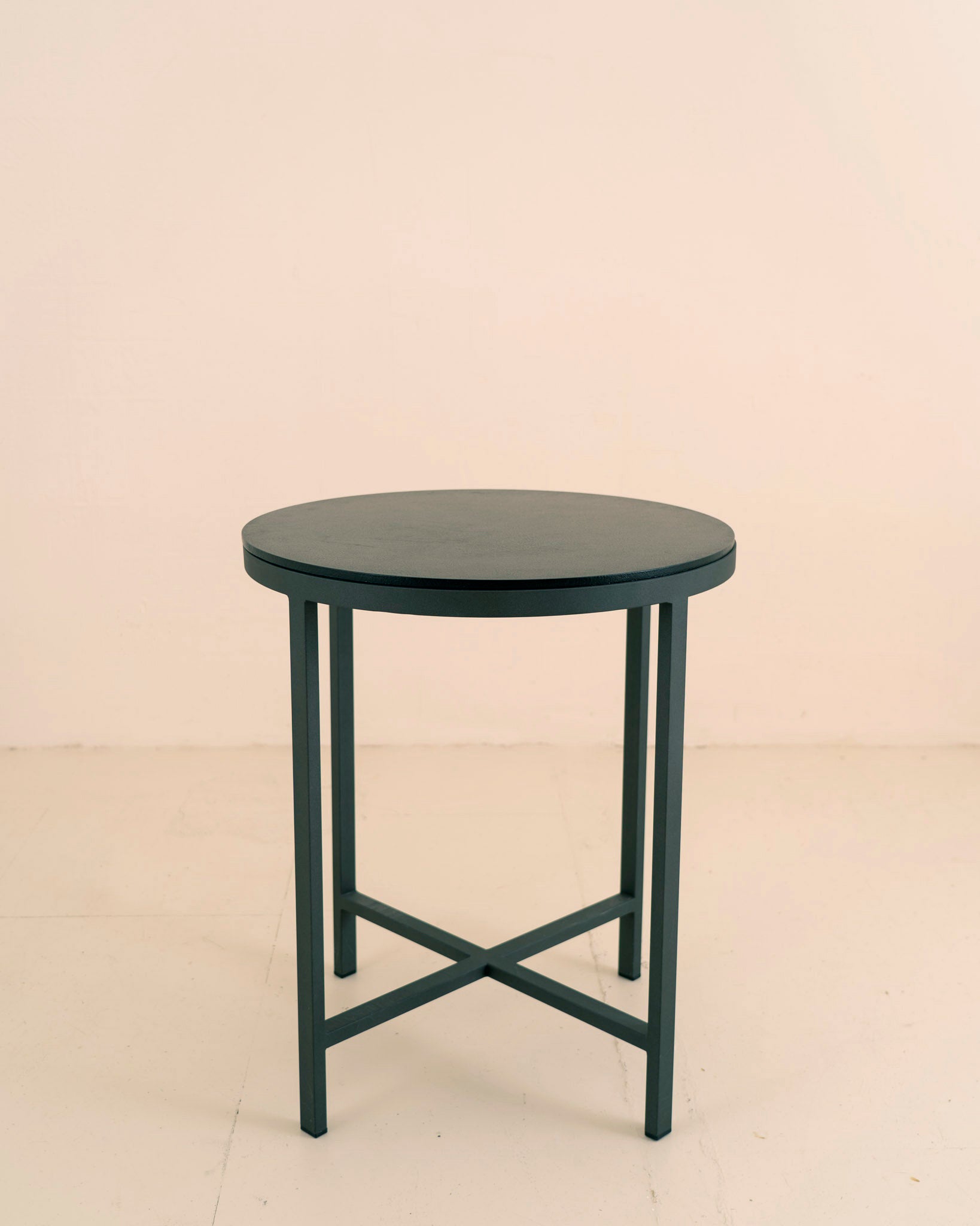 Mesa auxiliar Black