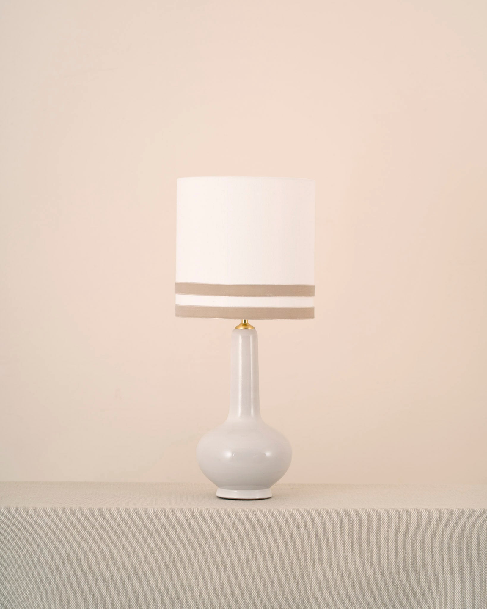 Pantalla Vivos beige