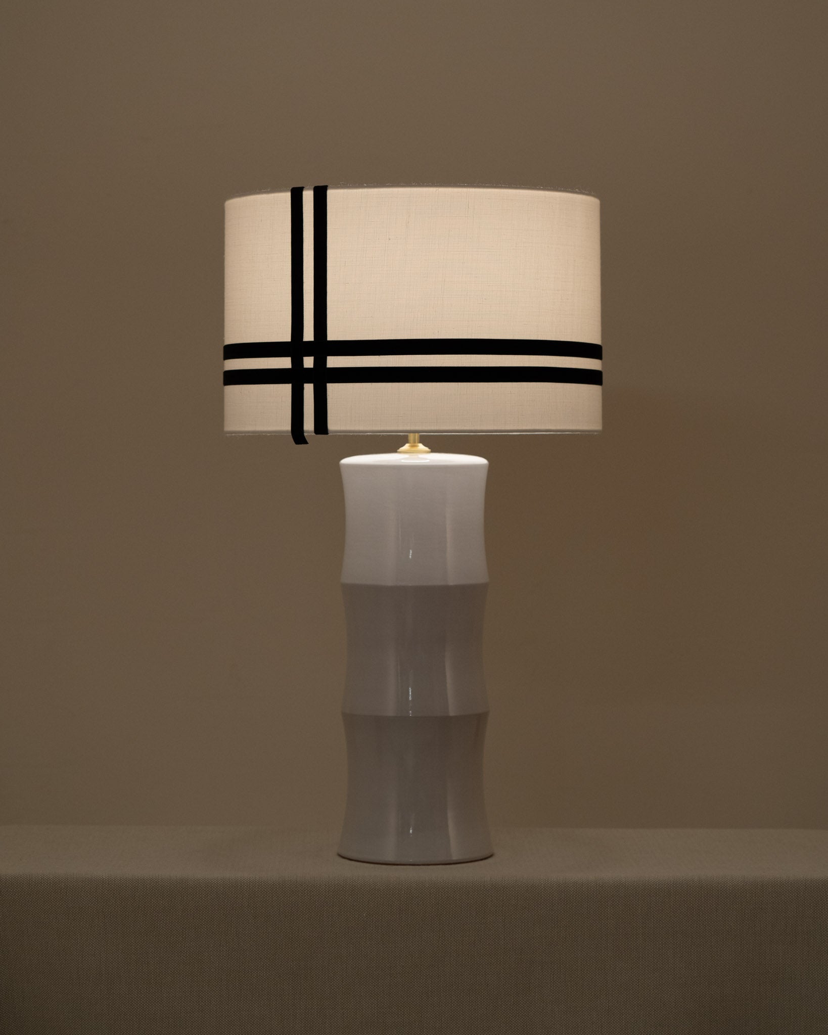 Pantalla Cruz Negro