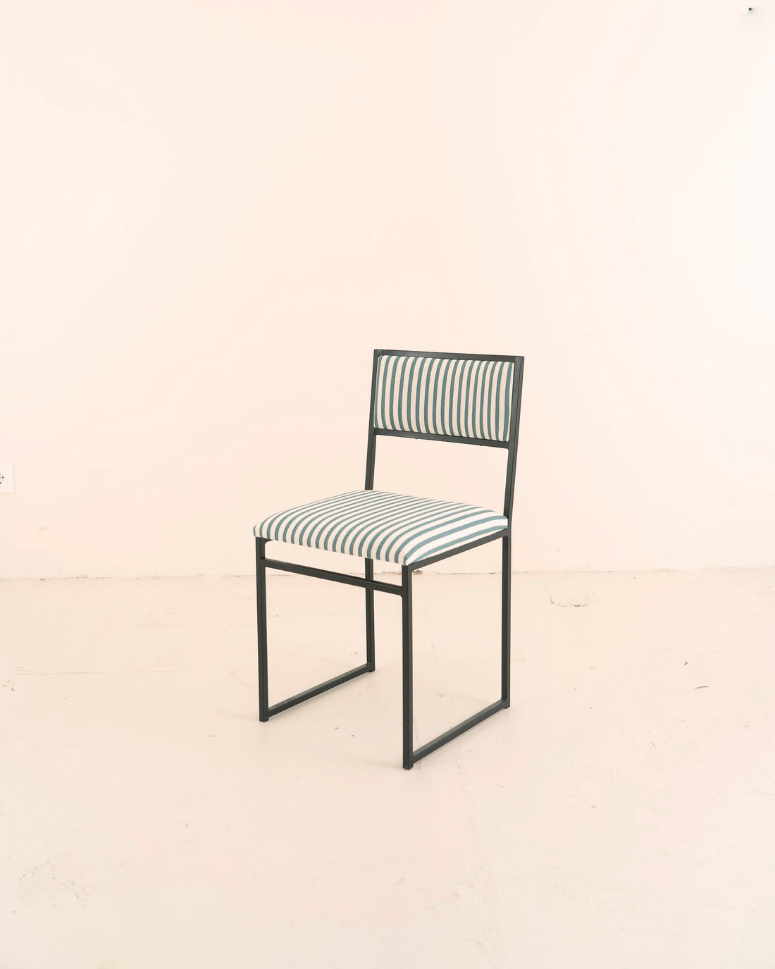 Silla Blue &amp; White