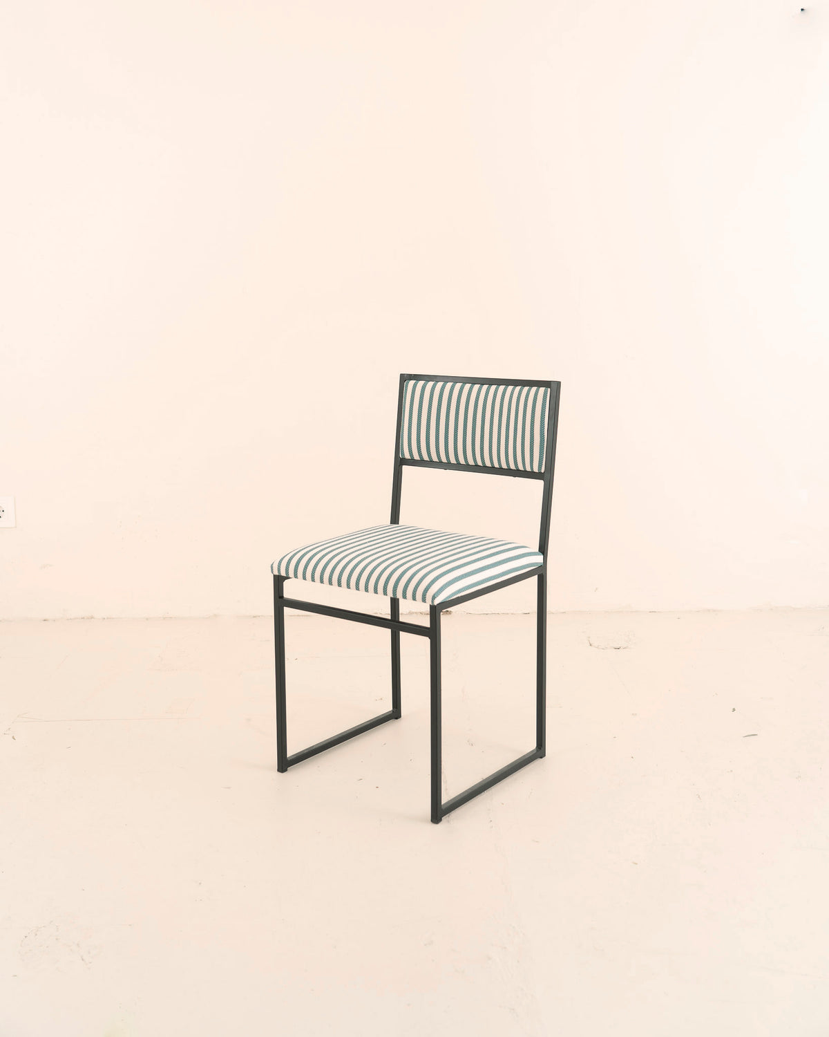 Silla Blue &amp; White