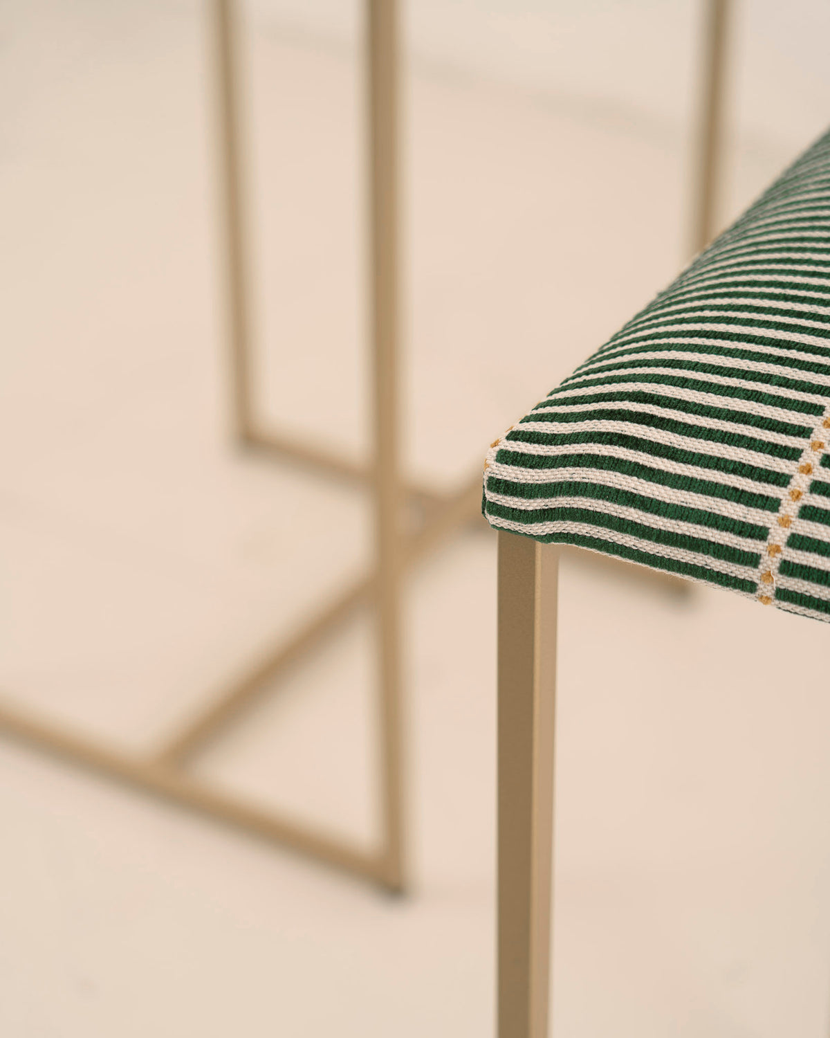 Taburete Puntos Verde