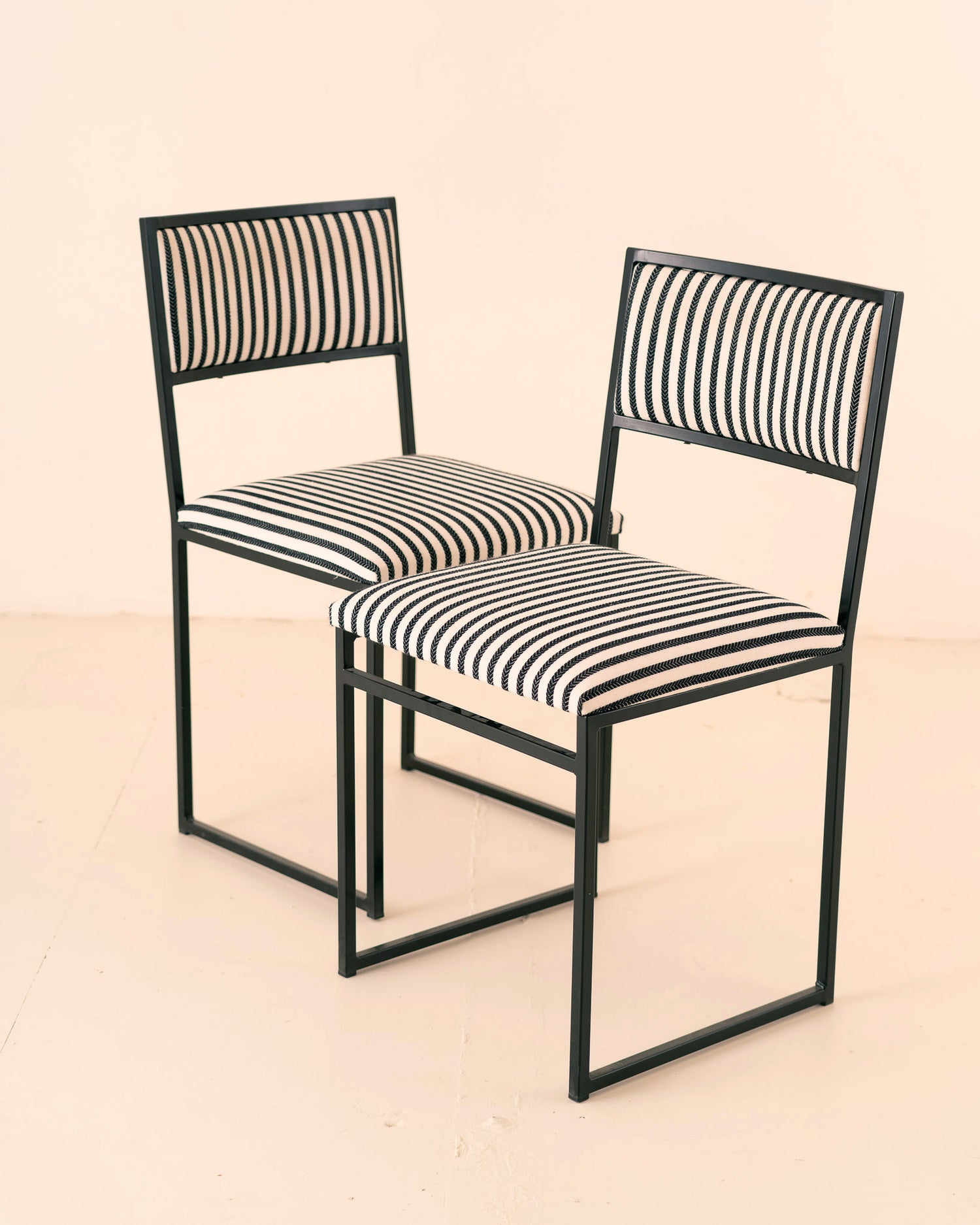 Silla Metaly Black &amp; White II