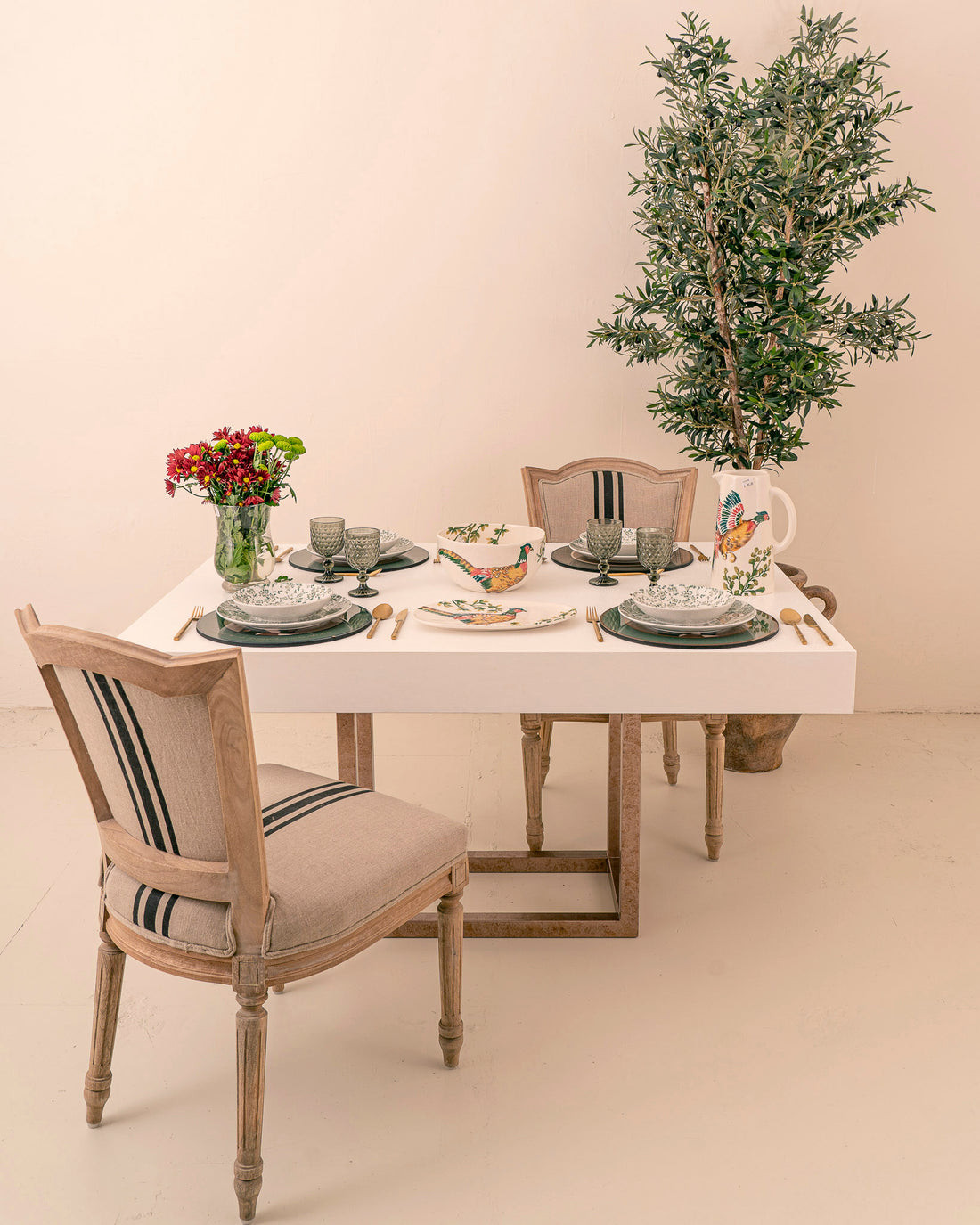 Mesa de comedor Cubos Cuadrada