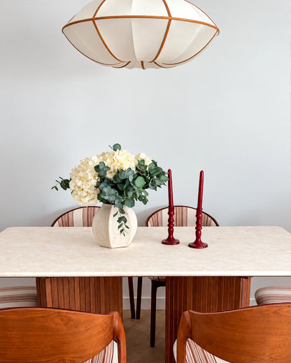 Mesa de comedor Uve