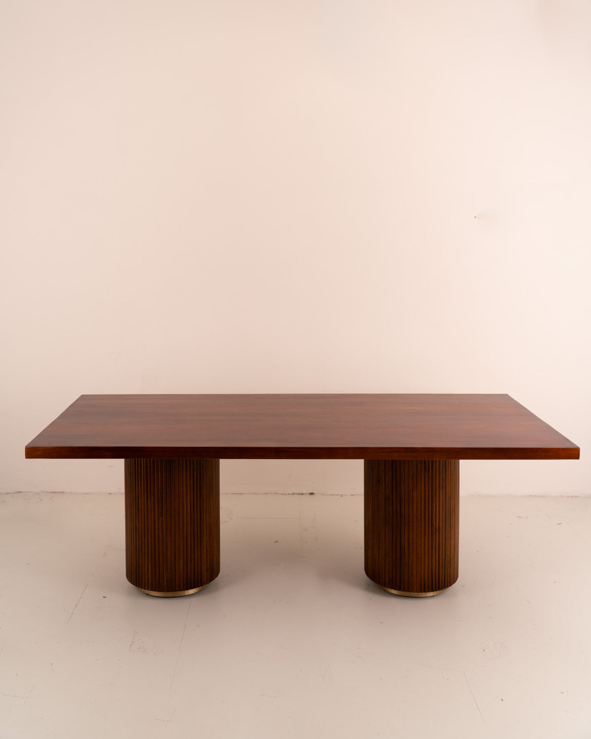 Mesa de comedor Columnas